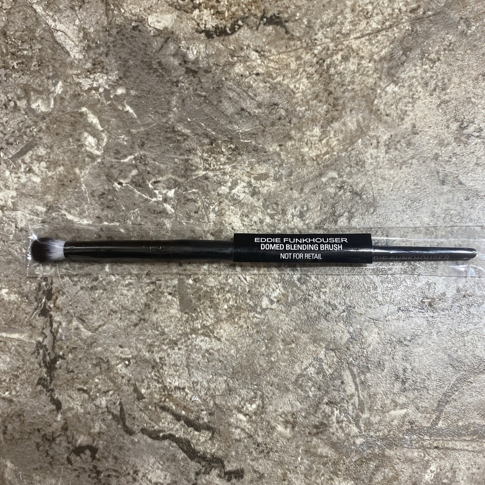 Eddie Funkhouser Domed Blending Eyeshadow Brush Sealed